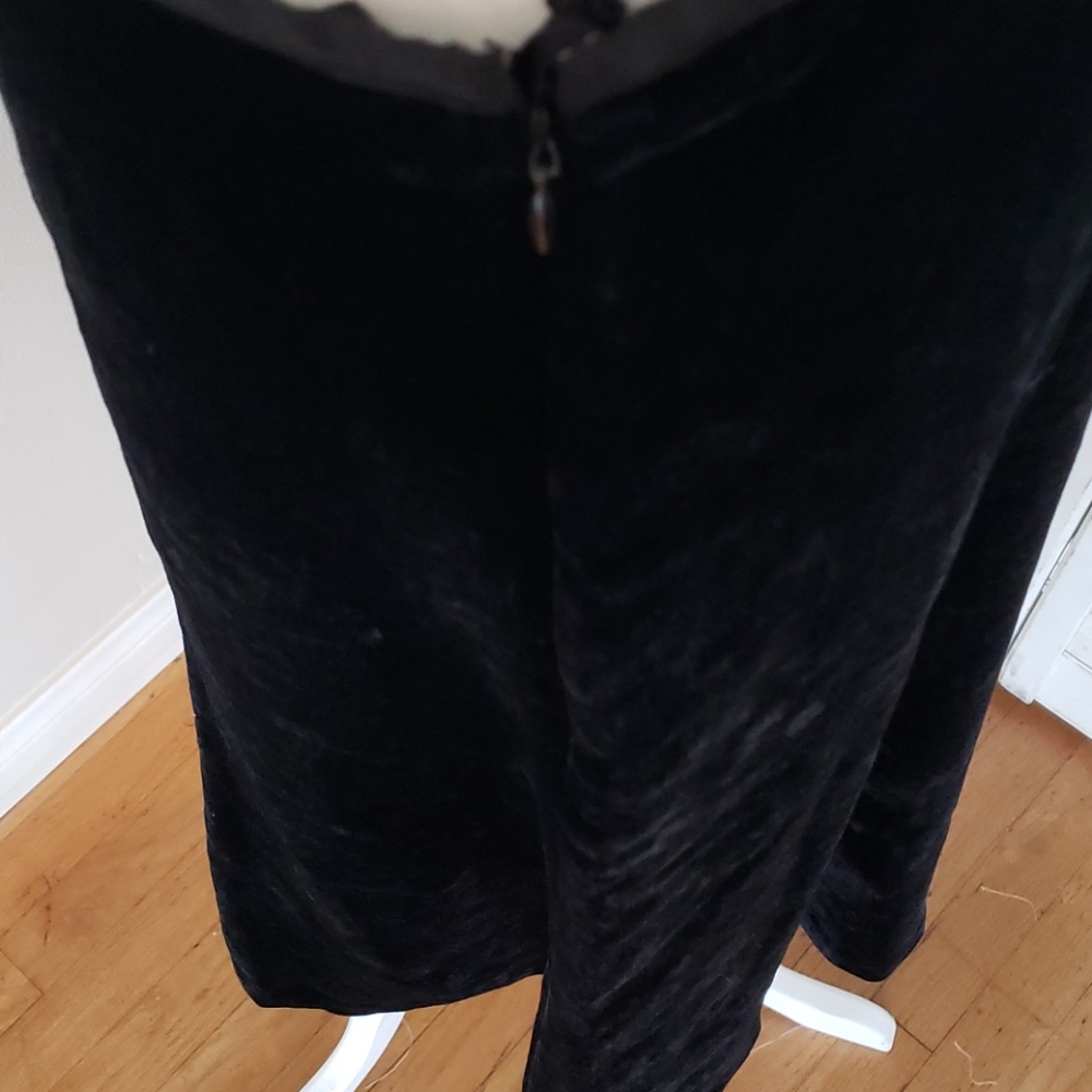 Black Velvet Fit & Flare Skirt, LIZ CLAIBORNE - Picture 5 of 8